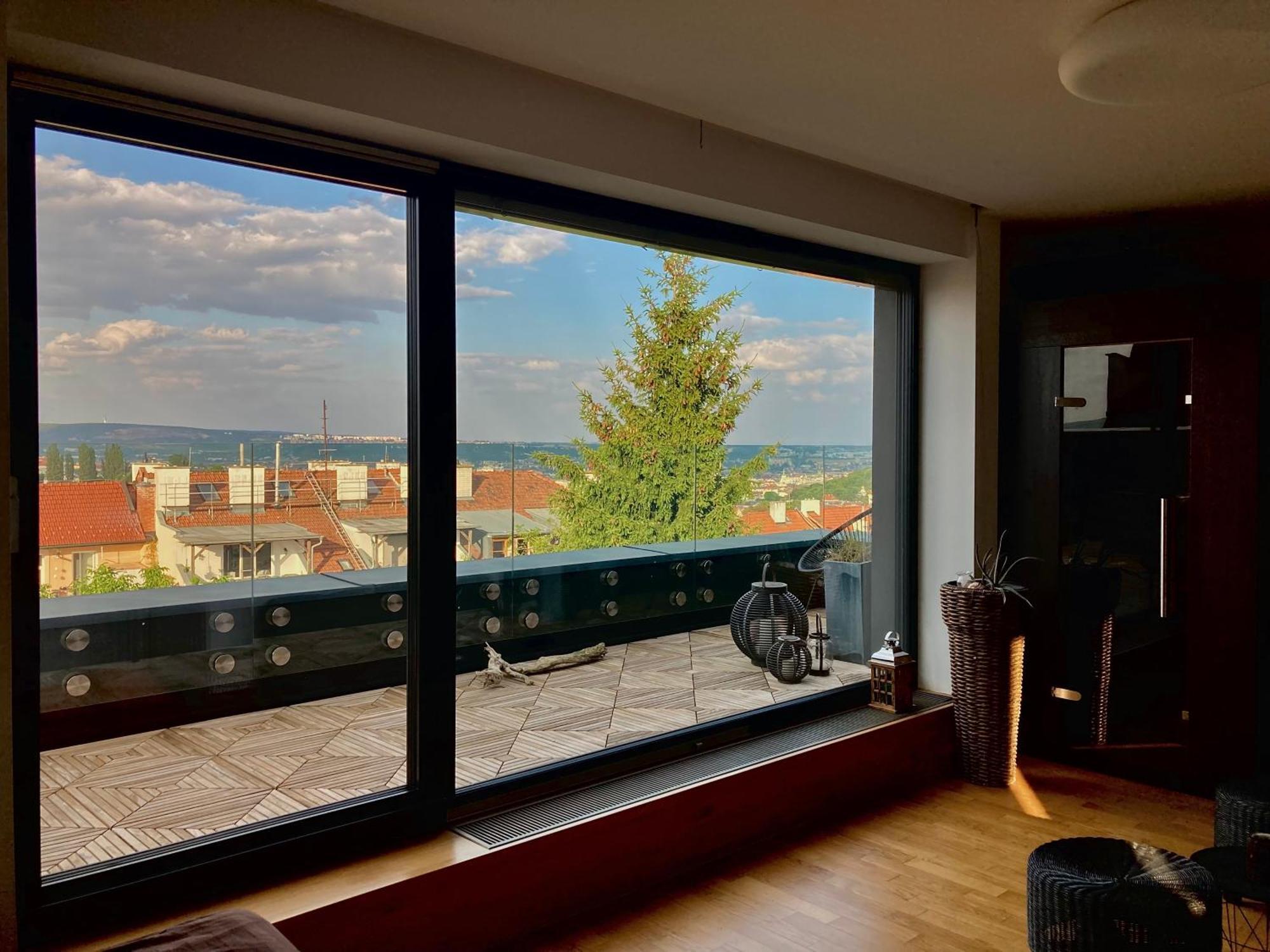 Apartman Se Saunou A Terasou S Vyhledem Na เบอร์โน ภายนอก รูปภาพ
